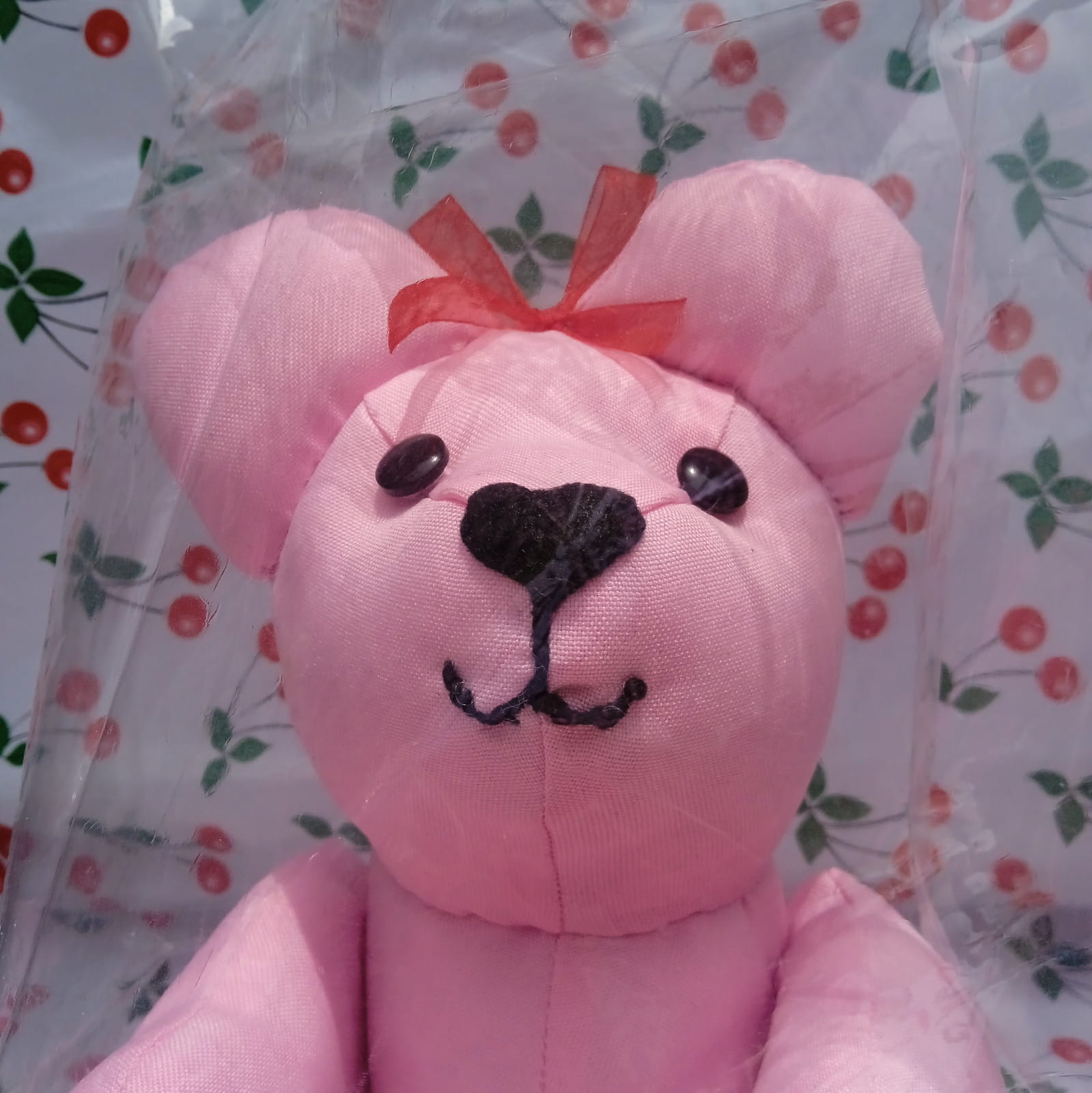 oso rosa tela
